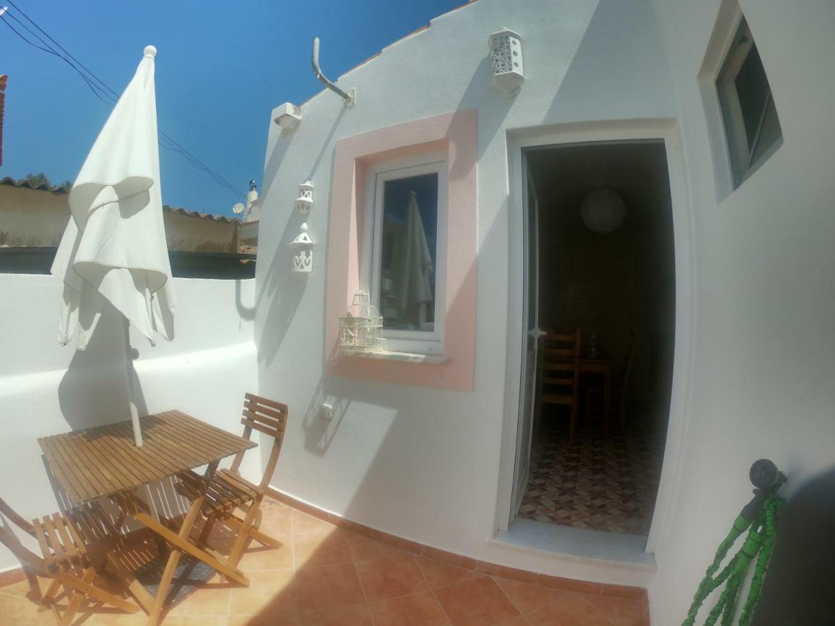 Salema Beach Home Экстерьер фото